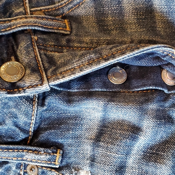 American Eagle Outfitters Blue Denim mini skirt size 2 distressed Frayed - Picture 8 of 10